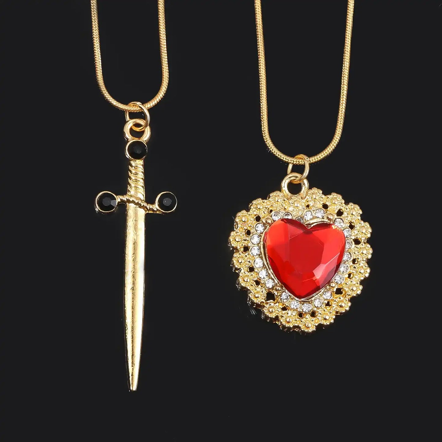 Heart Necklaces™ | Set collar espada y corazón, incluye caja de regalo 💘