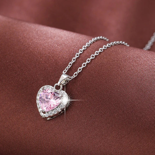 COLLAR DE CORAZON PLATEADO CON ROSADO