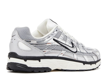 NIKE P6000 Metallic Silver ⚡- Atléticas y cómodas para el día a día⭐