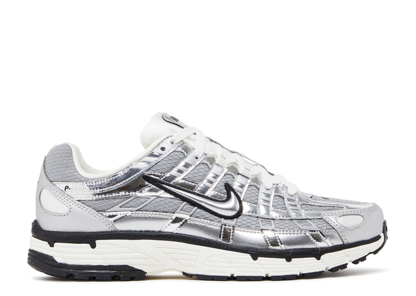 NIKE P6000 Metallic Silver ⚡- Atléticas y cómodas para el día a día⭐