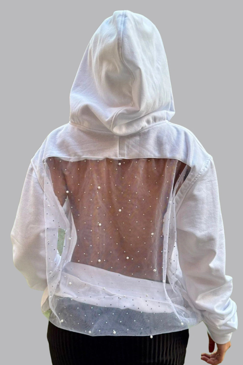 BACKLESS HOODIE™ | Buzo con transparencia atrás, brillos y capucha ✨