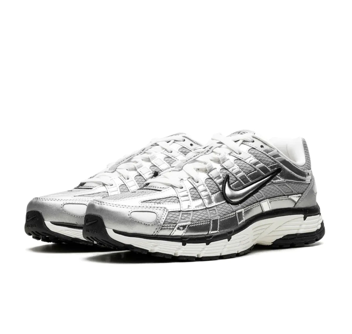 NIKE P6000 Metallic Silver ⚡- Atléticas y cómodas para el día a día⭐